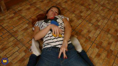 Hot Babe Renata Fox Is In For Asian Milf Lady Mongolia Who Loves Pussy! - MatureNl - hotmovs.com