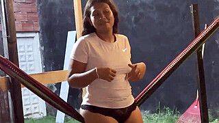 THE NEW NEIGHBOR WANTS ME TO RENT HIM A ROOM AND PAYS ME IN ADVANCE - ah-me.com