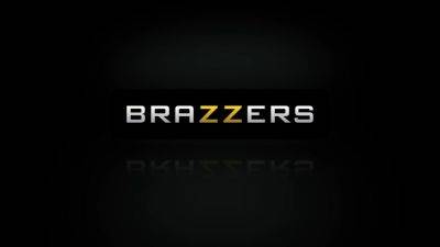 Drive Me Wild With Xander Corvus, Katrina Jade - Brazzers - hotmovs.com