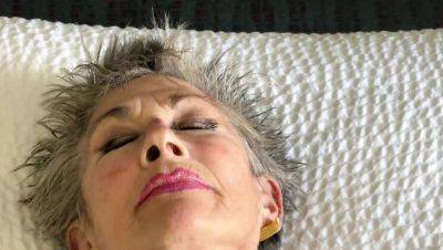 Hot MILF Fingering Her Pussy in Hotel Room - Solo Female Masturbation - porntry.com - Britain