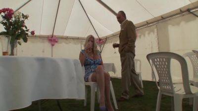 Outdoor Threesome - Two Hot Bi Girls - hotmovs.com