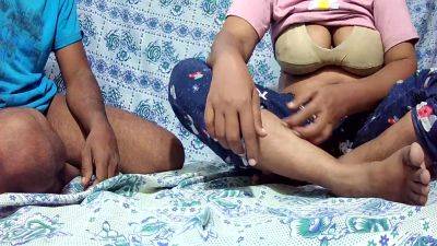 Indian Dasi Bahabi And Dewar Sex Xnxx 2865 - desi-porntube.com - India