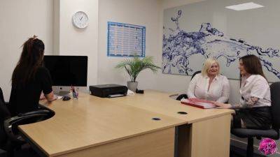 LACEY STARR - Office Lesbain Threesome - hotmovs.com