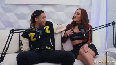 Luna Star - Chloe Amour - Chloe Amour, Luna Star - The Podcast: In Hd - videomanysex.com