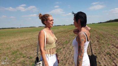 Lesbian Play At The Cornfield! (Ger) - hclips.com