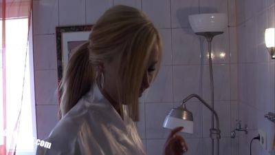 Three Phases Of Cum Incl. Jerk Off Instruction With Teen Anni - hclips.com