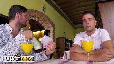 Apolonia Lapiedra - Petite Sexy Server Apolonia Earning Her Tips With Dat Azz - hotmovs.com