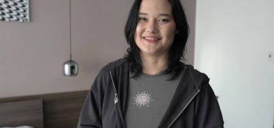 The Student Gave for a Discount - inxxx.com - Russia