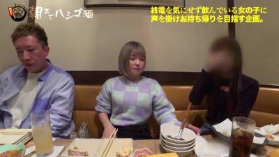 0007236_ガン突き お姉さん 駅弁などが含まれている - upornia.com - Japan