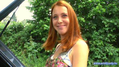 My Girlfriend Likes To Make Amateur Videos Of Herself Masturbating To Feel Like A Slut - videomanysex.com