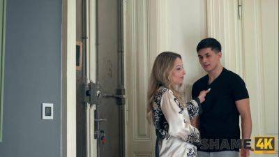 Better Side Of The Door - videomanysex.com