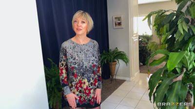 Welcome To Dee's Dungeon With Dee Williams - Brazzers - hotmovs.com