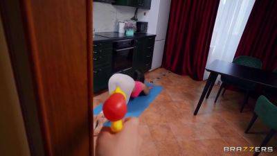 Hot Bodied Girl In Tight White Yoga Pants Gets Dicke - hotmovs.com