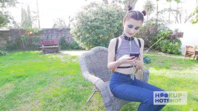 Meets Up With Man She Met Online - videomanysex.com