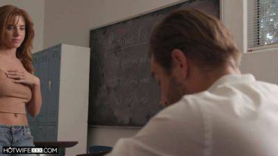 HotwifeXXX - Beautiful Big Tit Wife Wants My Cock (Lumi Ray) - sexu.com - India