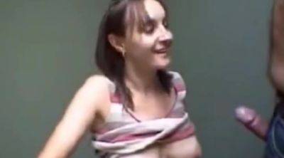 deux pipes en suivant elle me vide les couilles - txxx.com - France