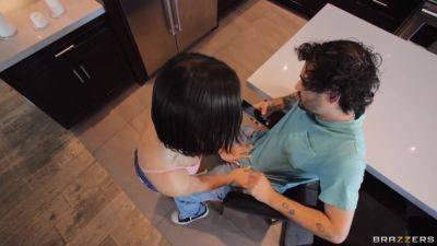 Hailey Rose - Hailey Rose, Rico Hernandez And Max Fills - Double Timing With Big Naturals - hotmovs.com