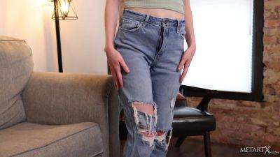 Casual Reveal 2 - Sophia Mae - hotmovs.com