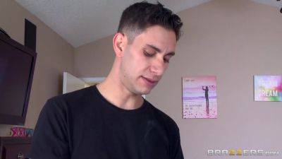 Teenage Cock Smoker With Brad Knight, Blair Williams - Brazzers - hotmovs.com