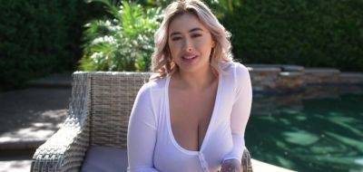 Isiah Maxwell - LoveHerBoobs - Chloe Surreall and Isiah Maxwell - BTS - inxxx.com