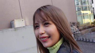 0008582_デビュー作品 立ちバック 美女などが含まれている - upornia.com - Japan