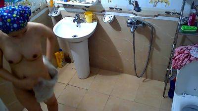 Hot asian teacher big tit shower voyeur - voyeurhit.com