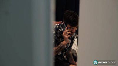 Agatha Delicious teaches her step-son how to fuck a woman's ass - hotmovs.com