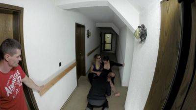 Making Of The Housewifes - hclips.com