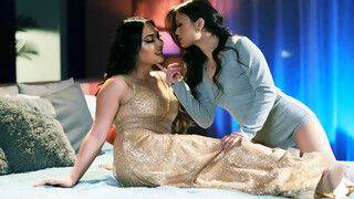 Lulu Chu - Asian finds beautiful fallen trans star - ah-me.com