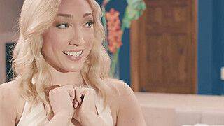 Lily Labeau - Octavia Red - Bridesmaids lick to become maid of honor - ah-me.com