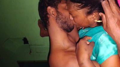 Hindi Sex - Buddhi Wife Ko Khatya Pe Mast Chudae Kiya Raat Me - Hindi Sex - desi-porntube.com - India