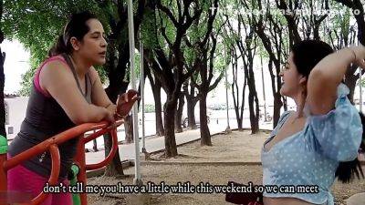 Invita A A Tomar Un Cafe Y Terminan Chapandose Sus Tetas Y Dandole Dedo En Su Pussy - Historia Completa - Porno En Espanol 12 Min - Candy Rouse, Mujer Caliente And Big Pussy - hclips.com - Colombia