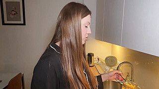 My girlfriend's sister wanted my dick before bed - ah-me.com