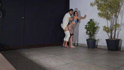 Sexo Arriscado Com Meu Vizinho Enquanto Meu Marido Estava Fora 11 Min With Wide Hips And Jennifer Pimenta - hclips.com - Brazil