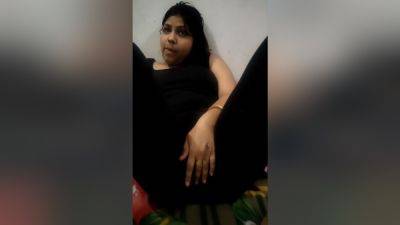 Desi Village Fingering - desi-porntube.com - India