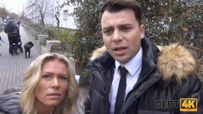 Debt4k. suspended like a horse - sexu.com - Czech Republic