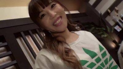 300ntk-604 片田舎の駐車場広い系のコンビニで - senzuri.tube