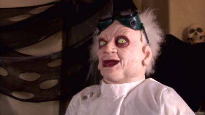 Kelly Madison - Dr. Cockenstein - Starring: Kelly Madison - PornFidelity - hotmovs.com