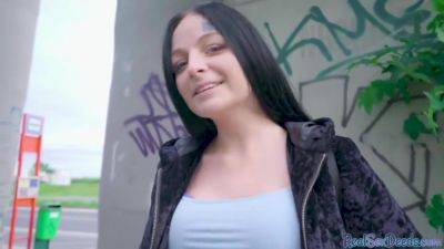 Deepthroating Babe Public Pov Fucked Outdoor After Casting - hotmovs.com