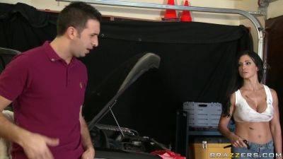 Cock Fixer Upper With Jewels Jade, Keiran Lee - Brazzers - hotmovs.com