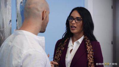 Anissa Kate - One Tight Ass Client With Anissa Kate, Duncan Saint - Brazzers - hotmovs.com - France