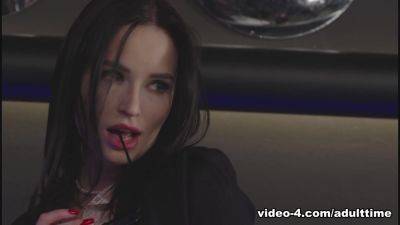 Rocco's Perverted Secretaries #05, Scene #02 - hotmovs.com