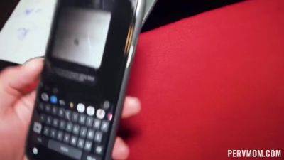 Stepmom Helps Me Focus With Lillith Morningstar - hotmovs.com