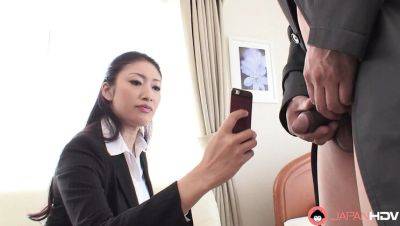 Reiko Kobayakawa Hot Japanese Babe Fingering Her Wet Pussy in Hotel Room - HD Solo Masturbation - xxxfiles.com - Japan