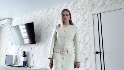 My Naughty Secretary Skips Work to Suck My Cock - Arisha Mills - porntry.com - Russia