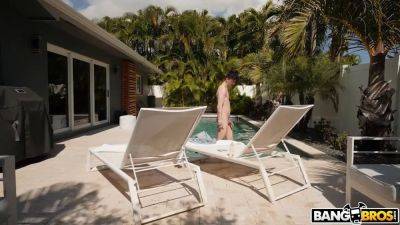 A Very Anal StepMom - sexu.com