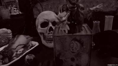 Kelly Madison - Tasha Reign - Bitchcraft - Starring: Tasha Reign, Kelly Madison - hotmovs.com