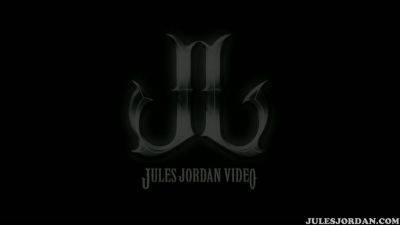 London Keyes - London Keys Anal Oiled Up Fucked Hard - Exclusive Scene - JulesJordan - hotmovs.com