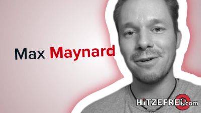 Blowjob bunny Kira Queen receives Max's hot load - Hitzefrei - hotmovs.com