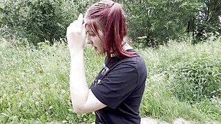 Role Play - Jeg gik vild i den store skov. En fremmed gav en sky pige i munden! beder om hjælp! - ah-me.com